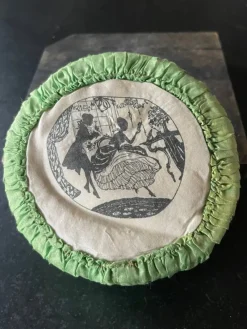 Clearance SÖT GAMMAL NÅLDYNA OCH ASK Kuriosa