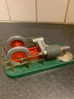 Tradera Sterling 60-70tal - häftig> Technica & Nautica