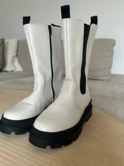 Tradera Stövlar med grov sula storlek 35> Damesko