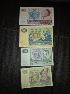 Tradera Svenska sedlar 100 50 10 5 kronor| Sedler