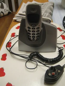 Tradera Telefon / Bordstelefon - Bakker Com TX420> Fast Telefoni