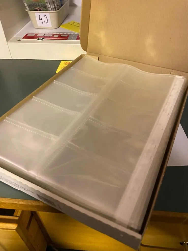 Tradera Telefonkort Plastfickor A4 100 st nya oanvända> Telefonkort