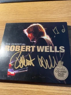 Tradera The Essential Robert Wells - Signerad CD & DVD| Cd