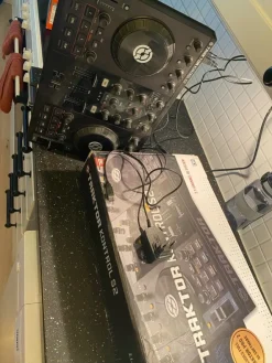 Tradera Traktor Kontrol S2| Dj-udstyr