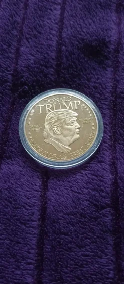 Tradera Trump mynt i guld> Øvrige Samleobjekter