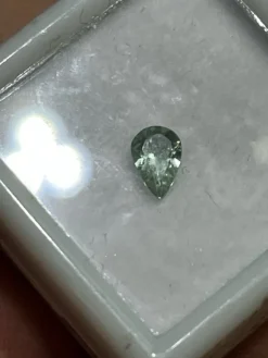 Tradera Turmalin> Ædelsten