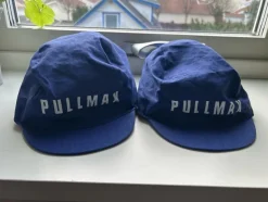 Sale Två kepsar typ Macken Hovedbeklædning