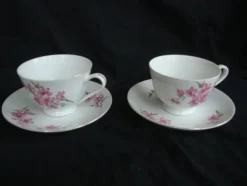 Cheap Två tekoppar / chokladkoppar med fat Made in China Keramik & Porcelæn, Udenlandsk