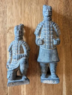 Outlet Två terrakottakrigare, Kina Orientalsk Kunst Og Porcelæn