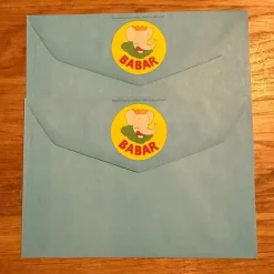 Tradera Två turkosa/blå kuvert, märkta ”BABAR”, 1990> Kuverter & Brevpapir