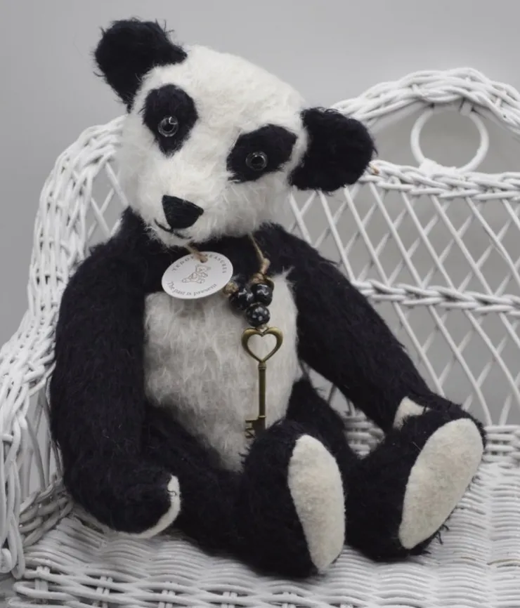 Tradera Unik handgjord Pandabjörn konstnärsbjörn av Anita H. Teddy treasures 30cm| Bamser