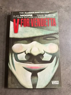 Online V for Vendetta - Alan Moore & David Lloyd Amerikanske Serier