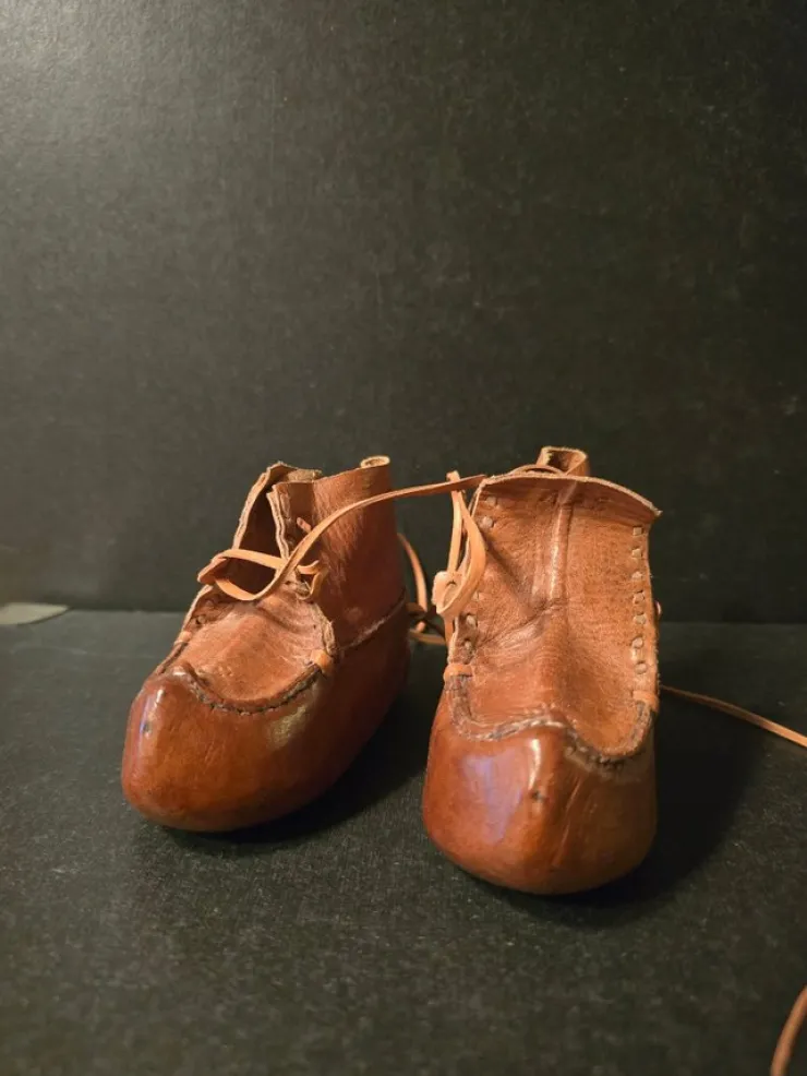 Cheap Vintage handsydda näbbkängor för barn Kuriosa