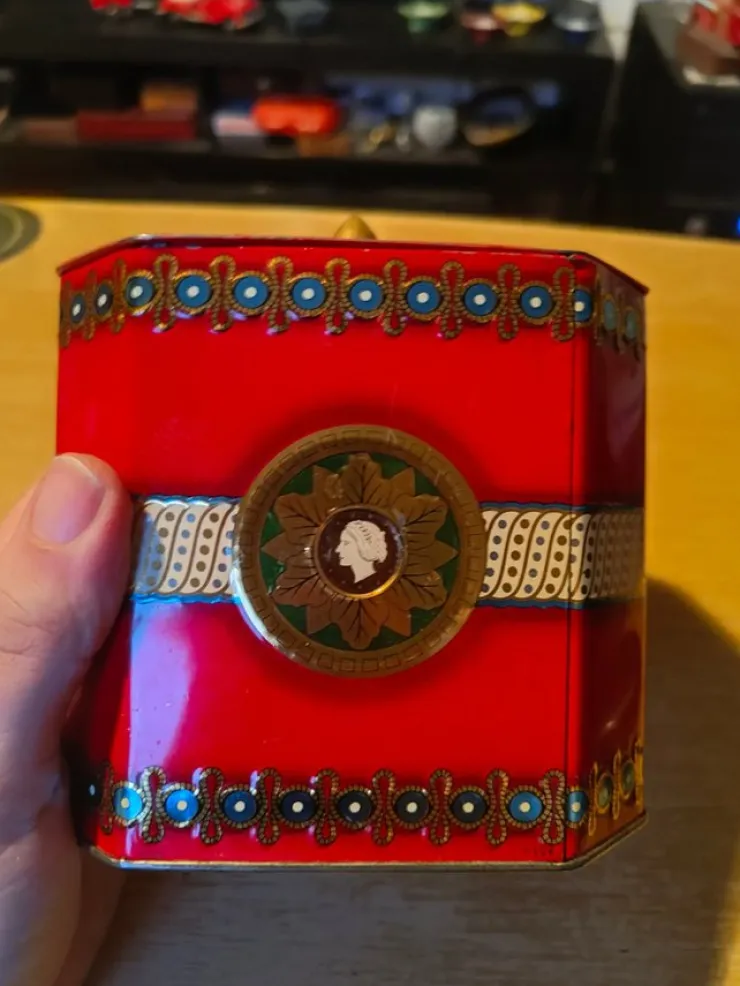 Tradera Vintage Plåtburk> Metalemballage