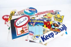 Tradera Vintage 70-80-tal Klistermärken Esso Riksradion Datsun Peugeot Disney Saab mm> Klistermærker & Stickers