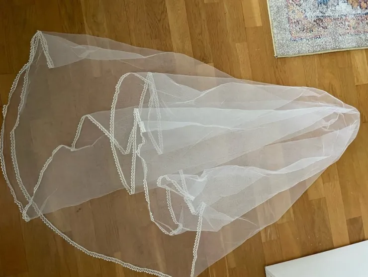 Sale Vit brudslöja flor 2x1,5 meter Bryllupstilbehør