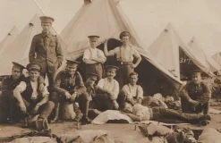 Tradera Vykort Engelska Soldater framför Tält WW 1 Obeg| Generelle Motiver